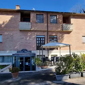https://hotel-i-platani.it-tuscanyhotel.com