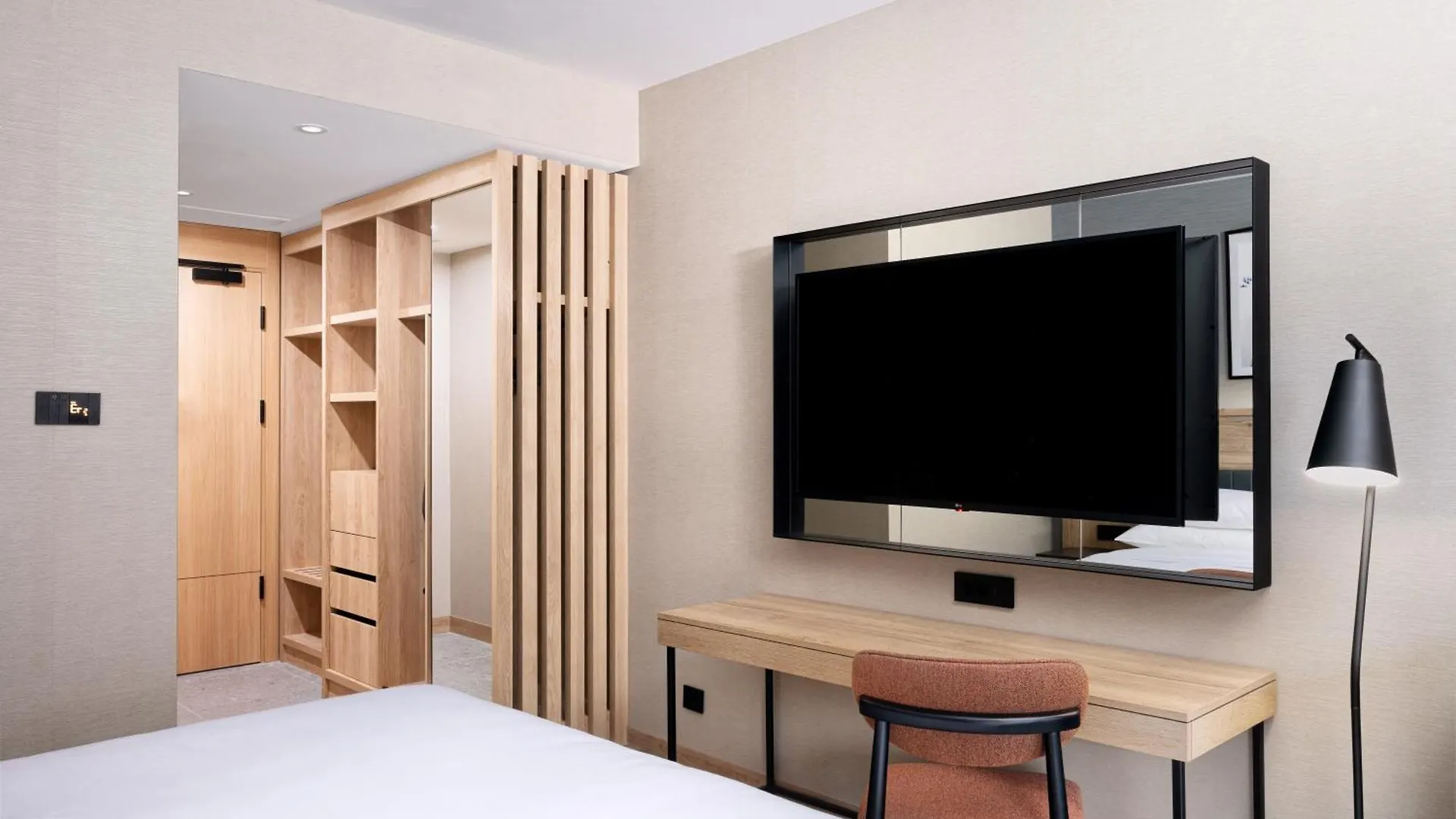 Four Points By Sheraton בנסקו 4*,